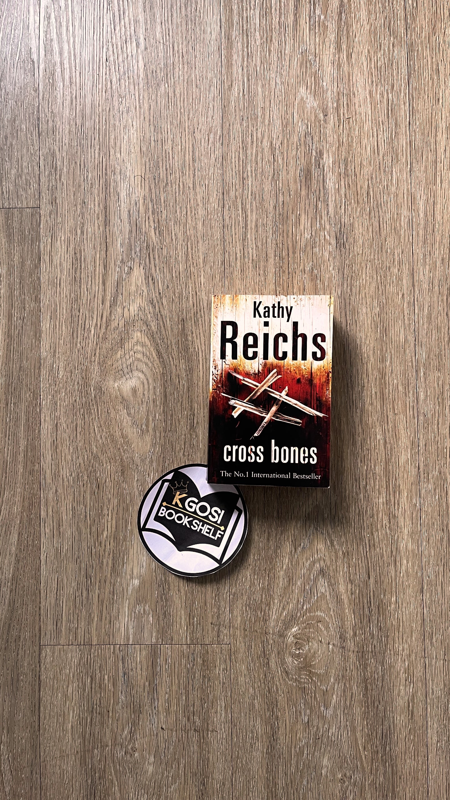 Cross Bones - Kathy Reichs