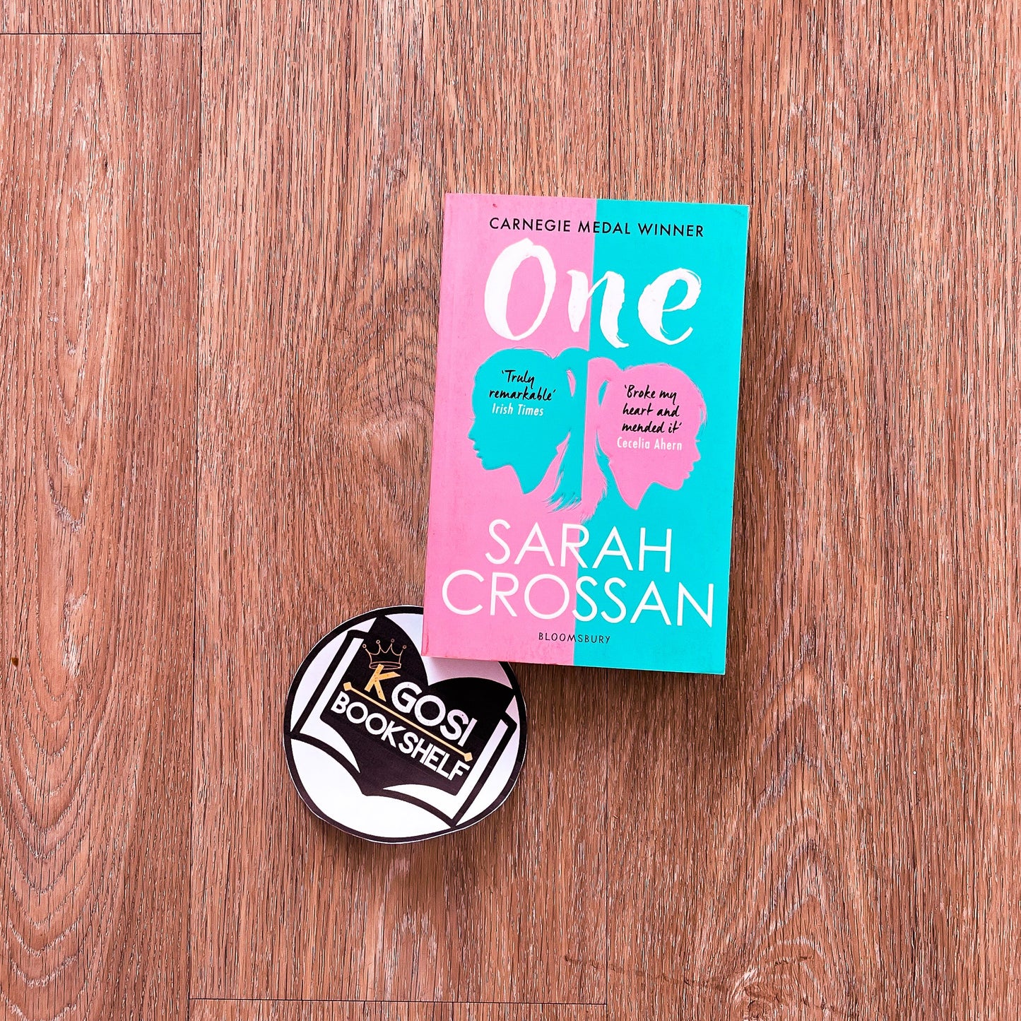 One - Sarah Crossan